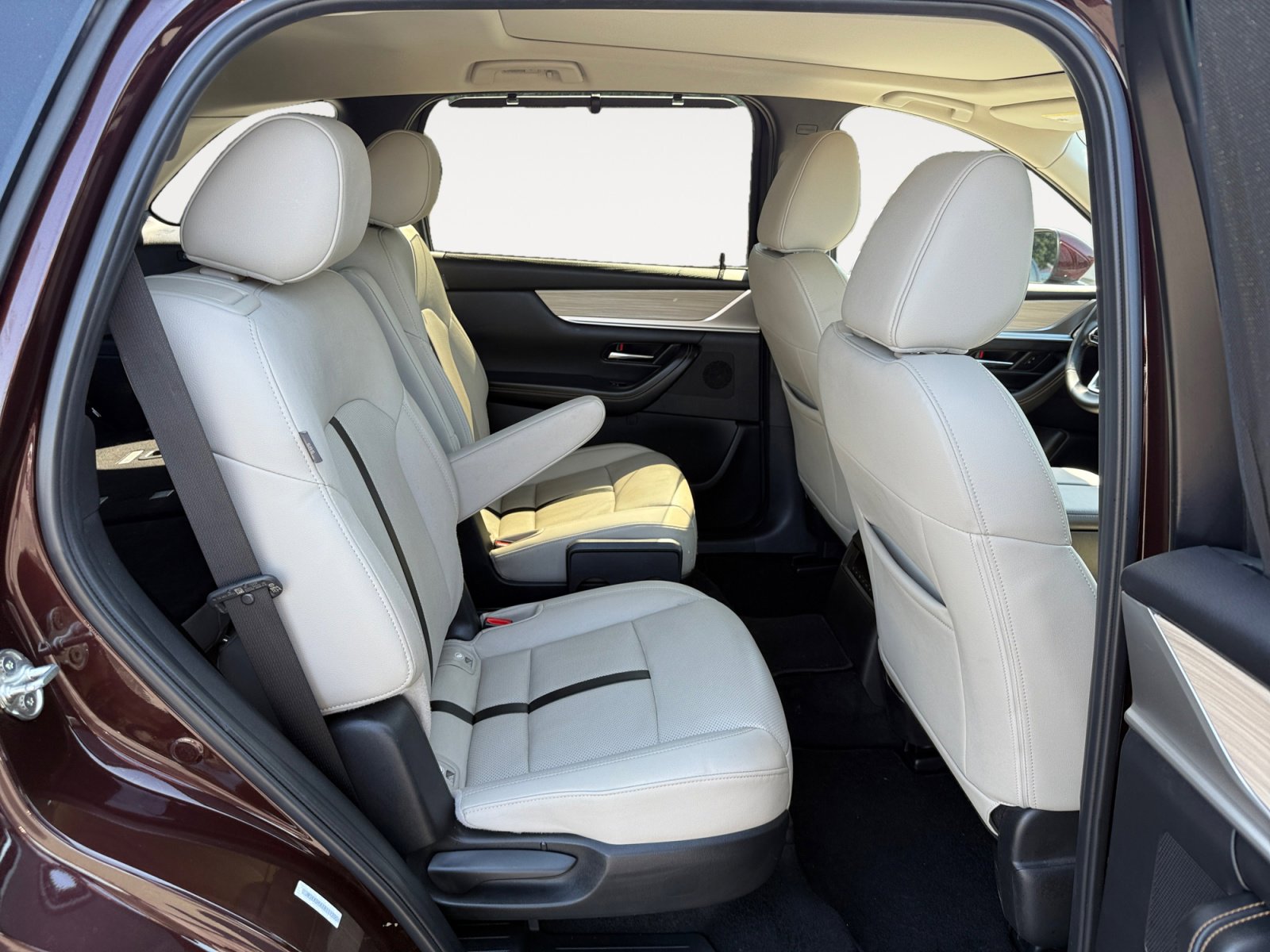 2024 Mazda CX-90 Premium photo 17