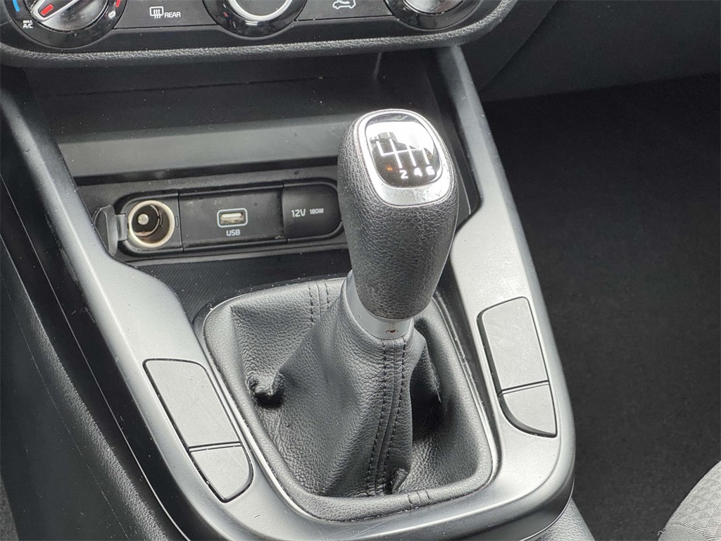 2021 Kia Soul LX photo 17