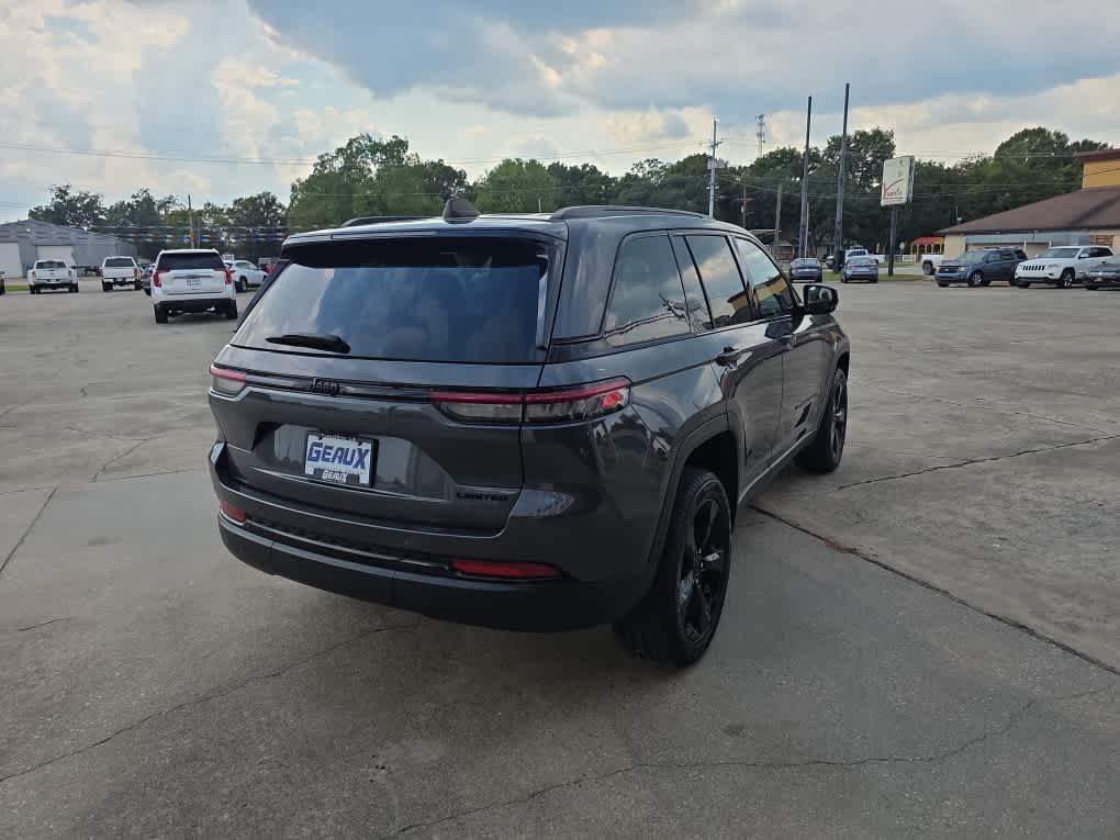 2023 Jeep Grand Cherokee Limited photo 5