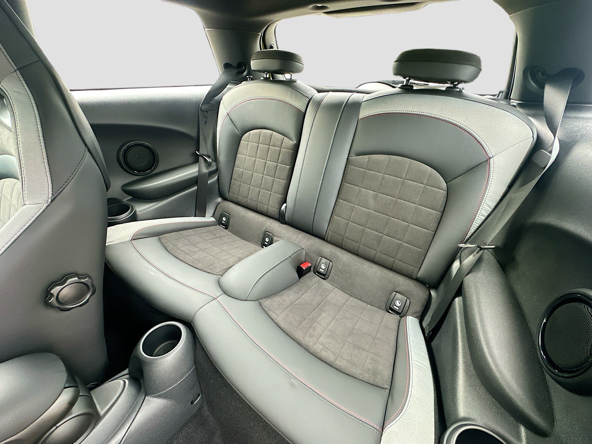 2024 Mini Cooper 2 Door Hardtop photo 25