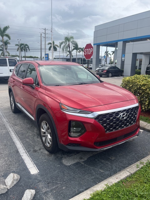 2020 Hyundai Santa Fe SE photo 2