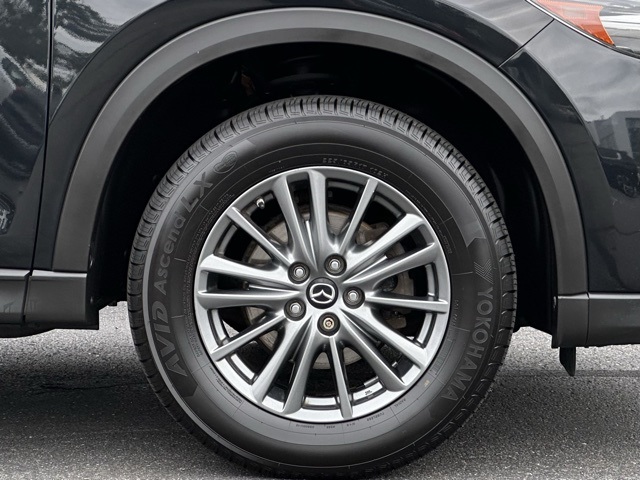 2017 Mazda CX-5 Touring photo 26