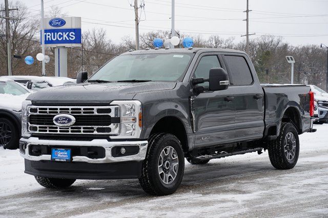 2025 FORD F-250 - Image 25
