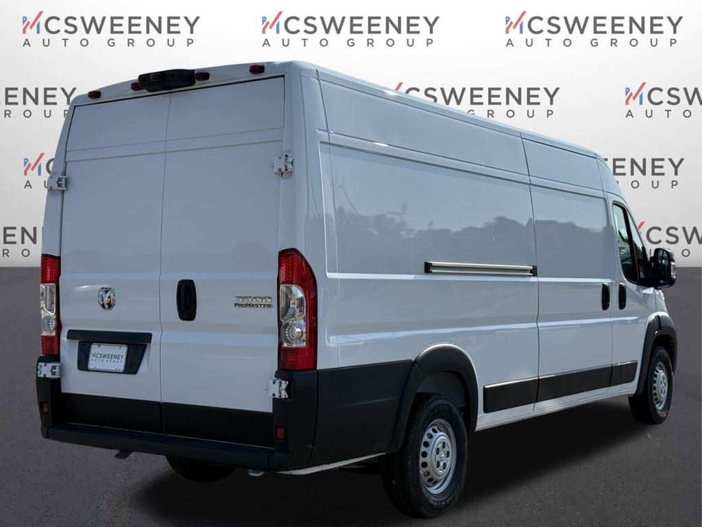 2026 Ram ProMaster 3500 photo 4