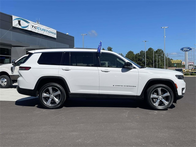 2021 Jeep Grand Cherokee Limited photo 3