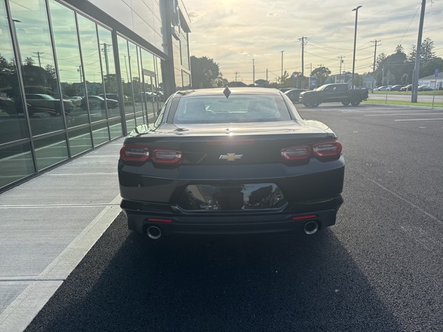2019 Chevrolet Camaro 1LT photo 3