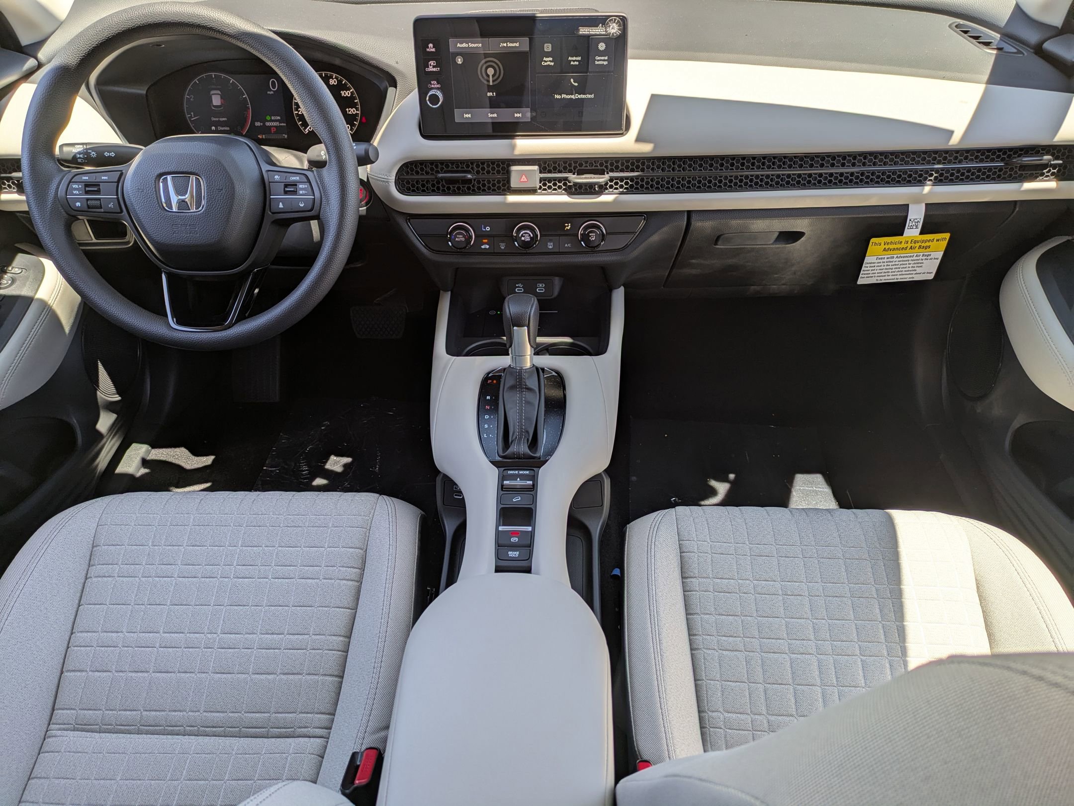 2026 Honda HR-V LX photo 16