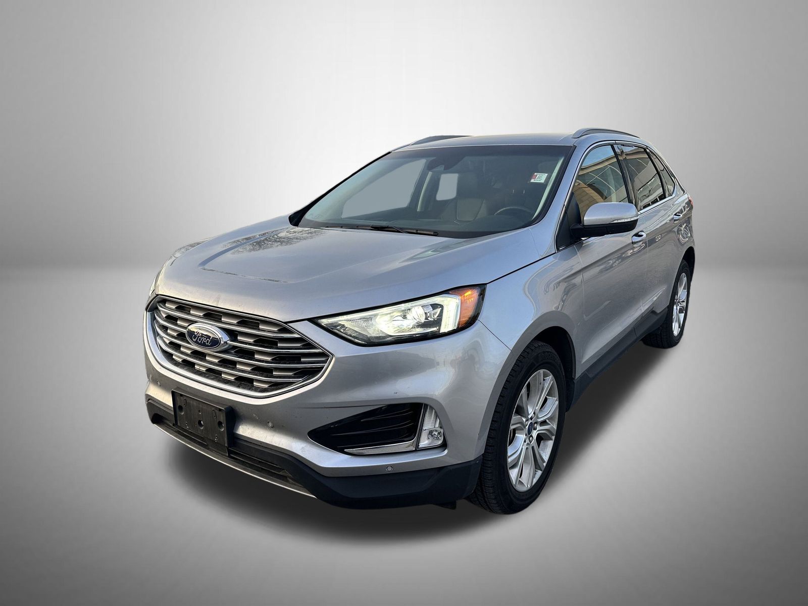 2020 Ford Edge Titanium's photo