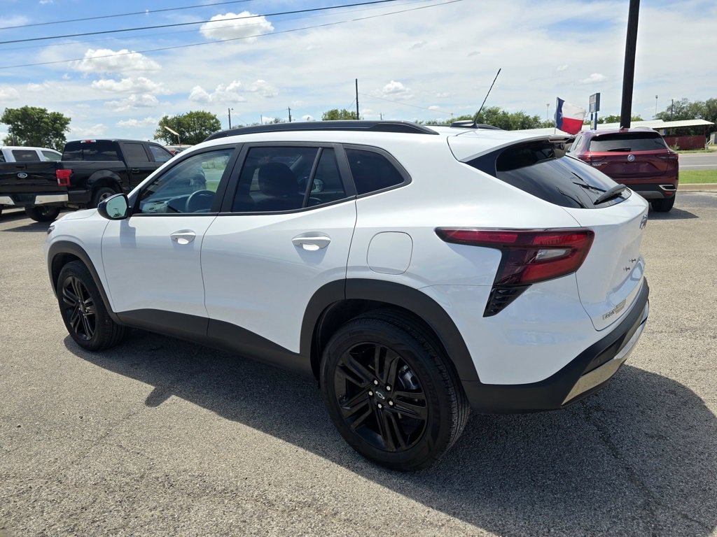 2025 Chevrolet Trax ACTIV photo 3