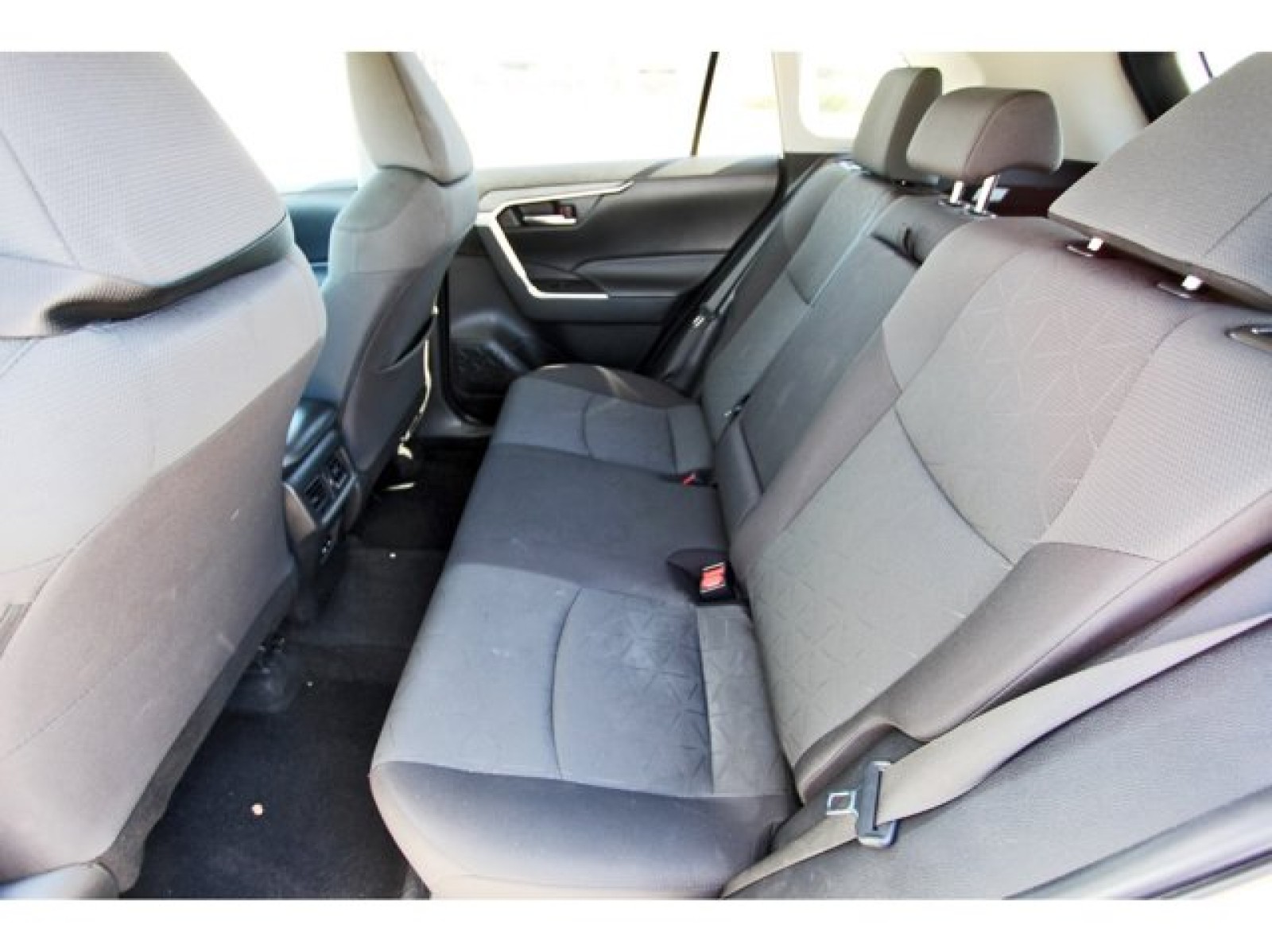 2024 Toyota RAV4 XLE White at TX Auto Group