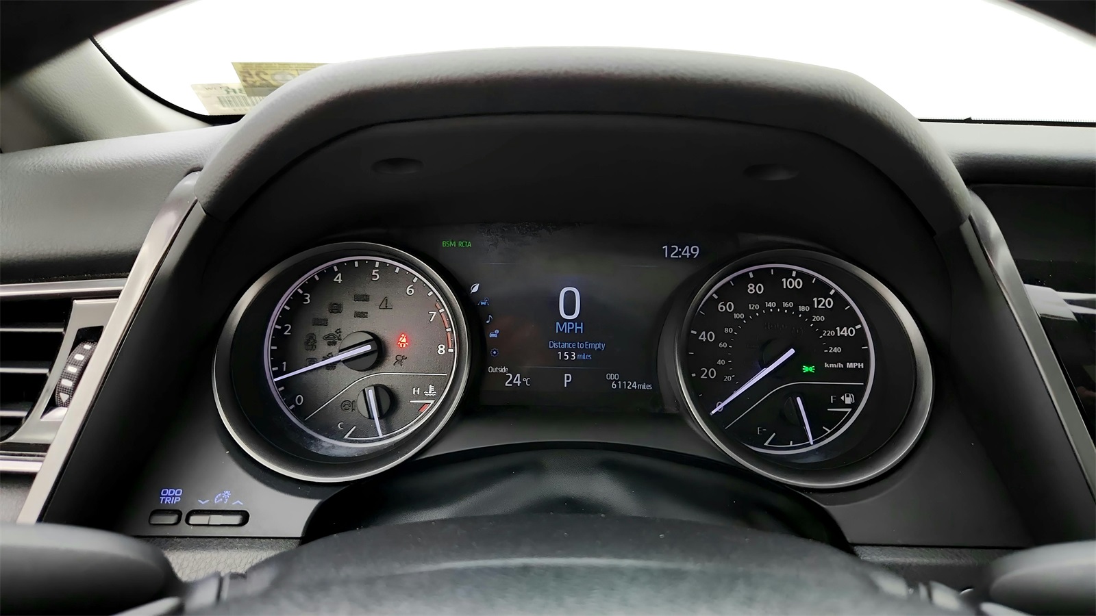 2022 Toyota Camry SE photo 26