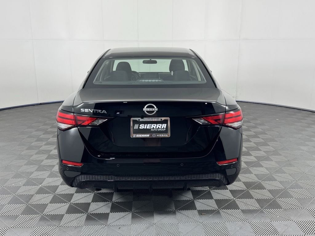 2025 Nissan Sentra S photo 4