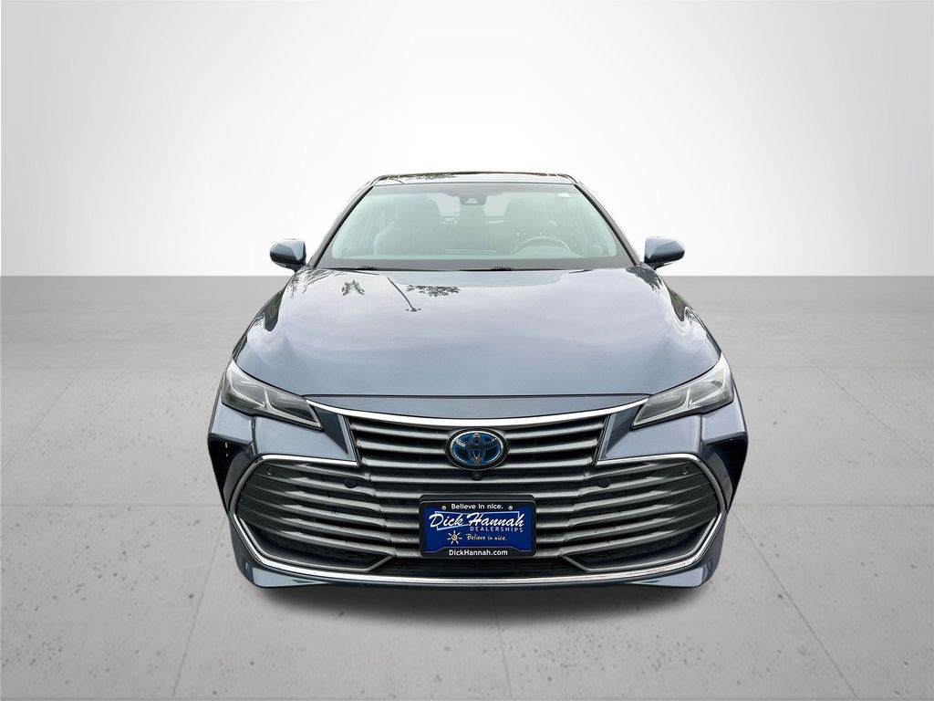 2019 Toyota Avalon Hybrid Limited photo 3