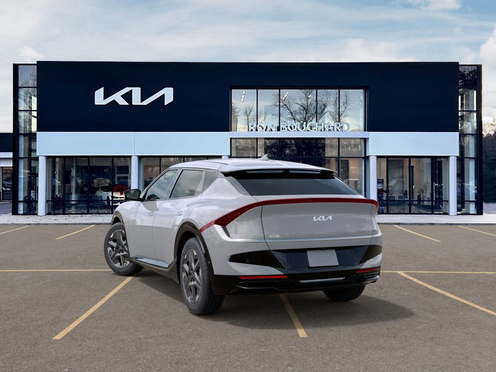 2025 Kia EV6 Light photo 3