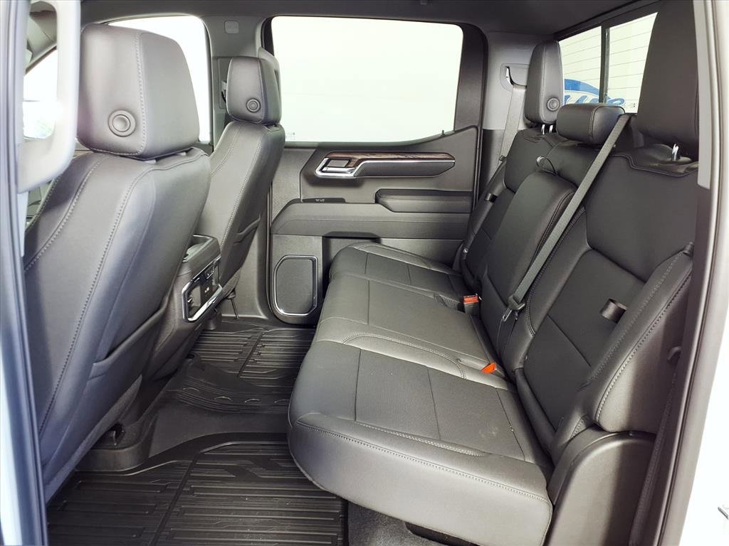 2025 Gmc Sierra 1500 SLT photo 17