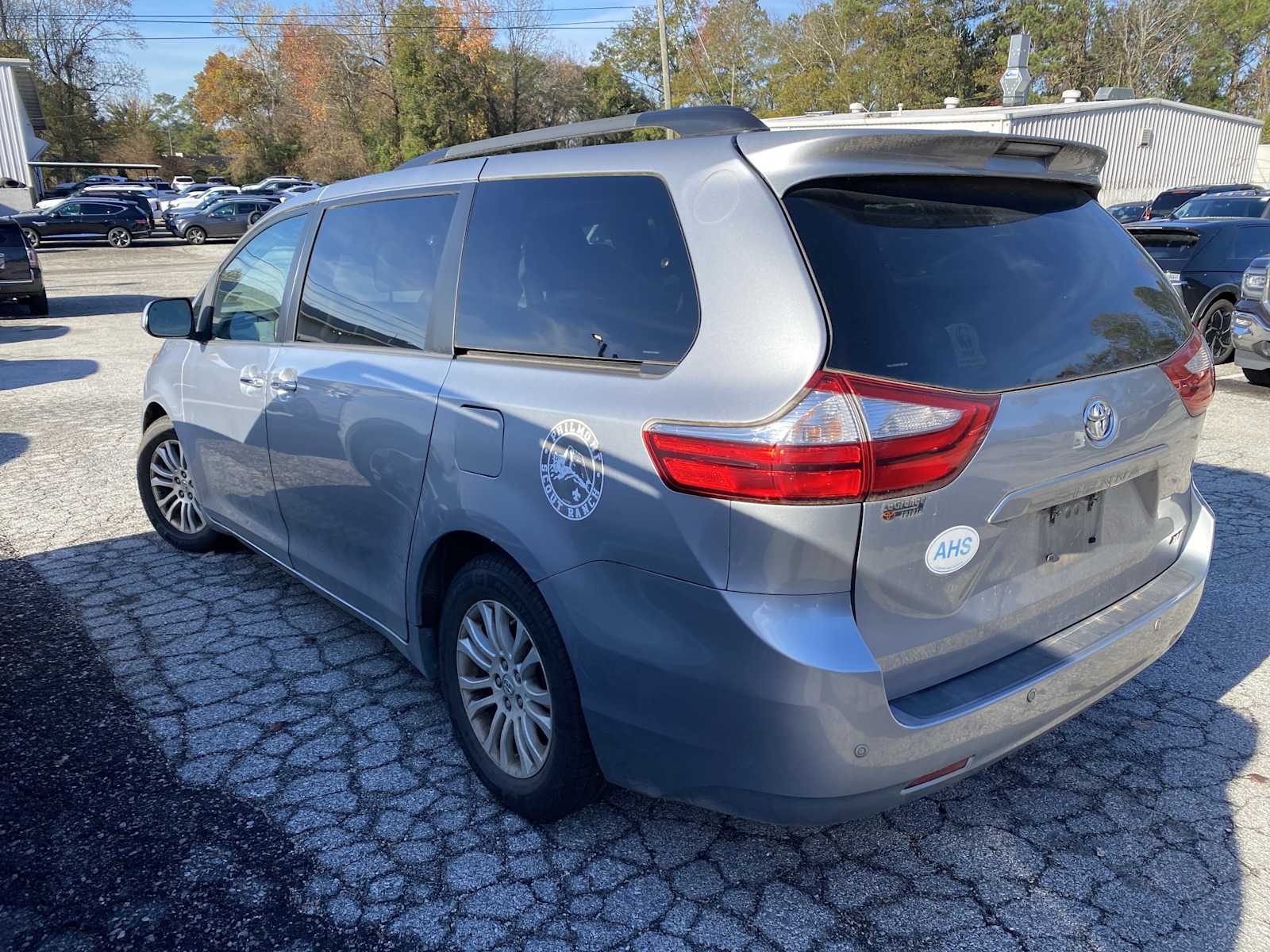 2015 Toyota Sienna XLE Premium photo 3