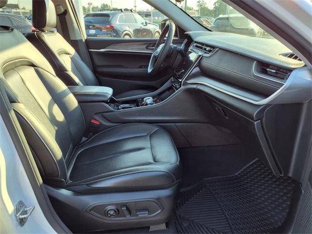 2023 Jeep Grand Cherokee Limited photo 4