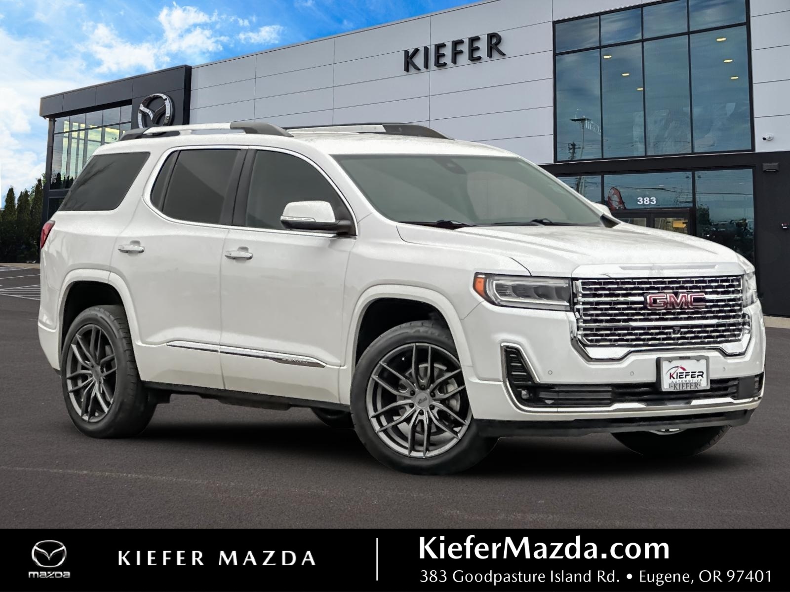 2020 GMC Acadia Denali's photo