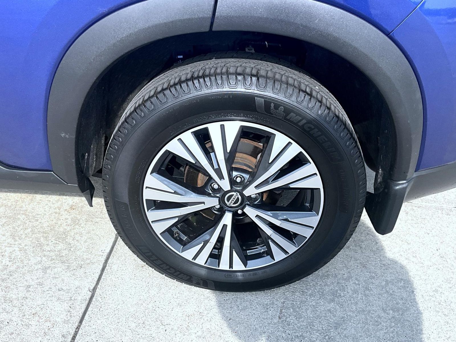 2021 Nissan Rogue SV photo 22