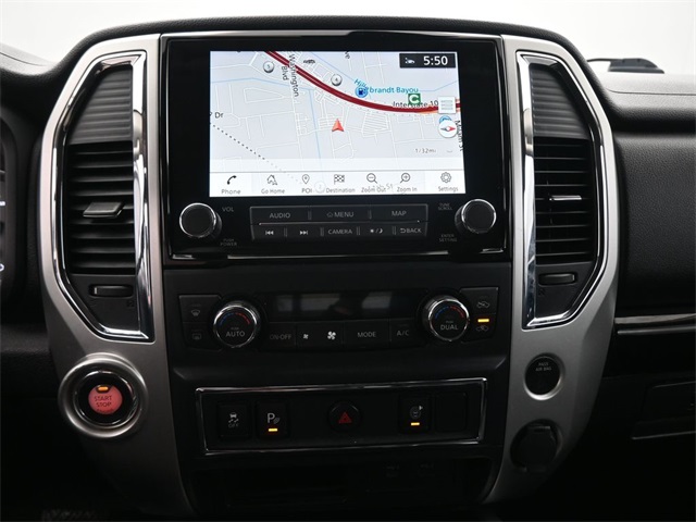 2021 Nissan Titan SV photo 4