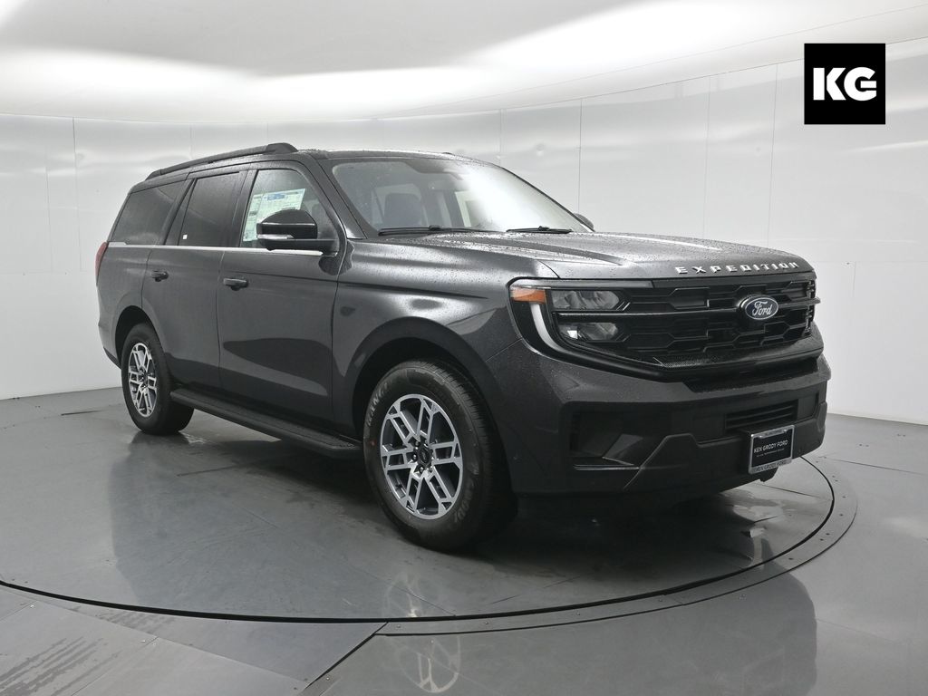 2025 Ford Expedition Active's photo