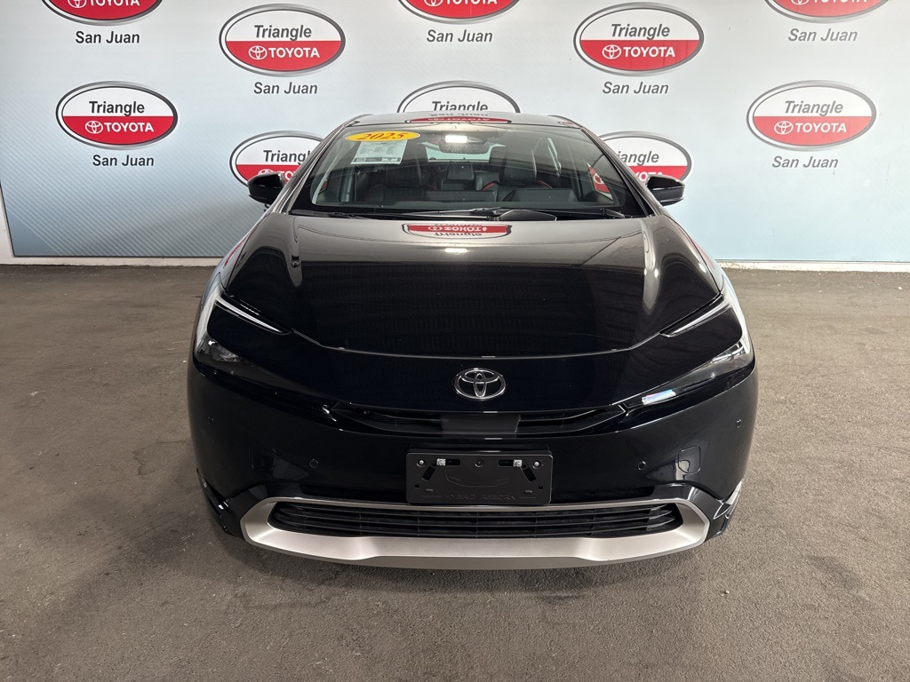 2025 Toyota Prius Plug-in Hybrid XSE photo 2
