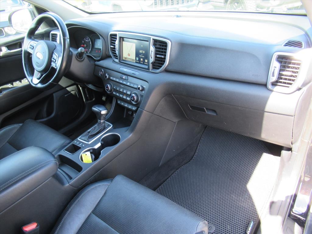 2017 Kia Sportage EX photo 11