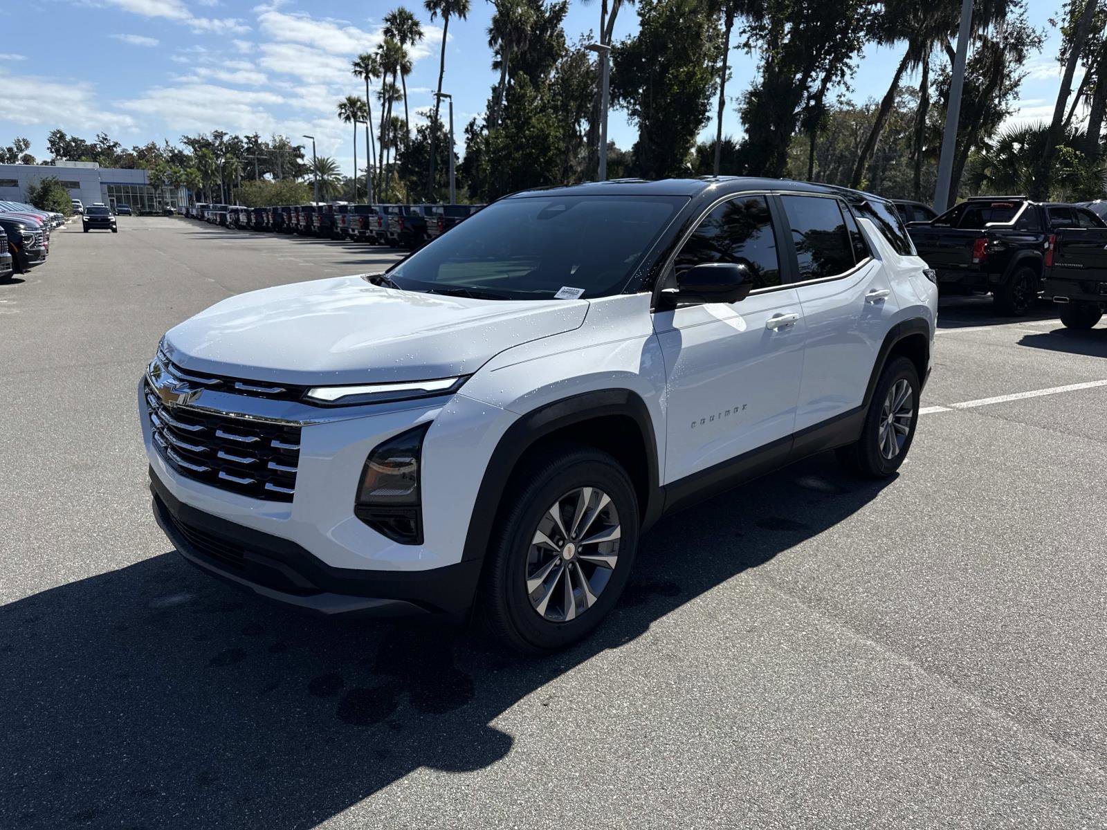 2026 Chevrolet Equinox LT photo 3