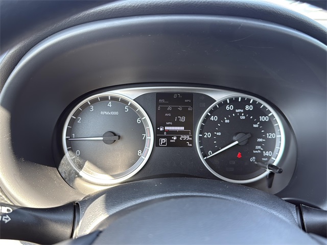 2025 Nissan Kicks Play S photo 20