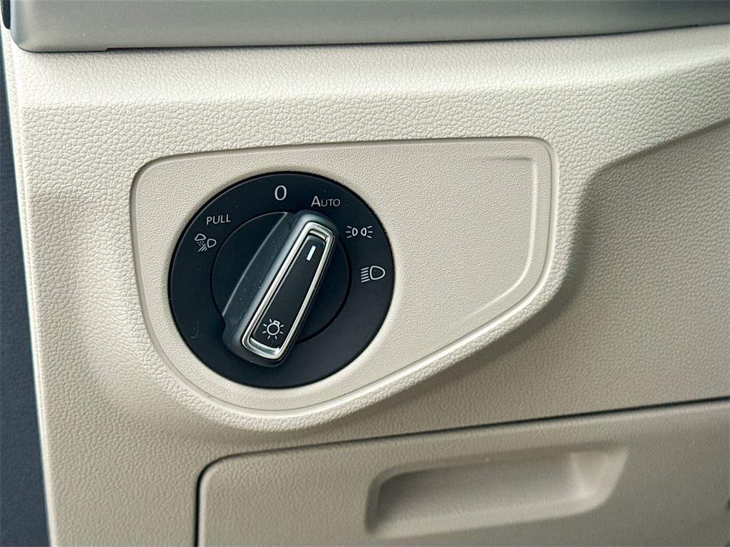 2021 Volkswagen Atlas SEL Premium photo 10