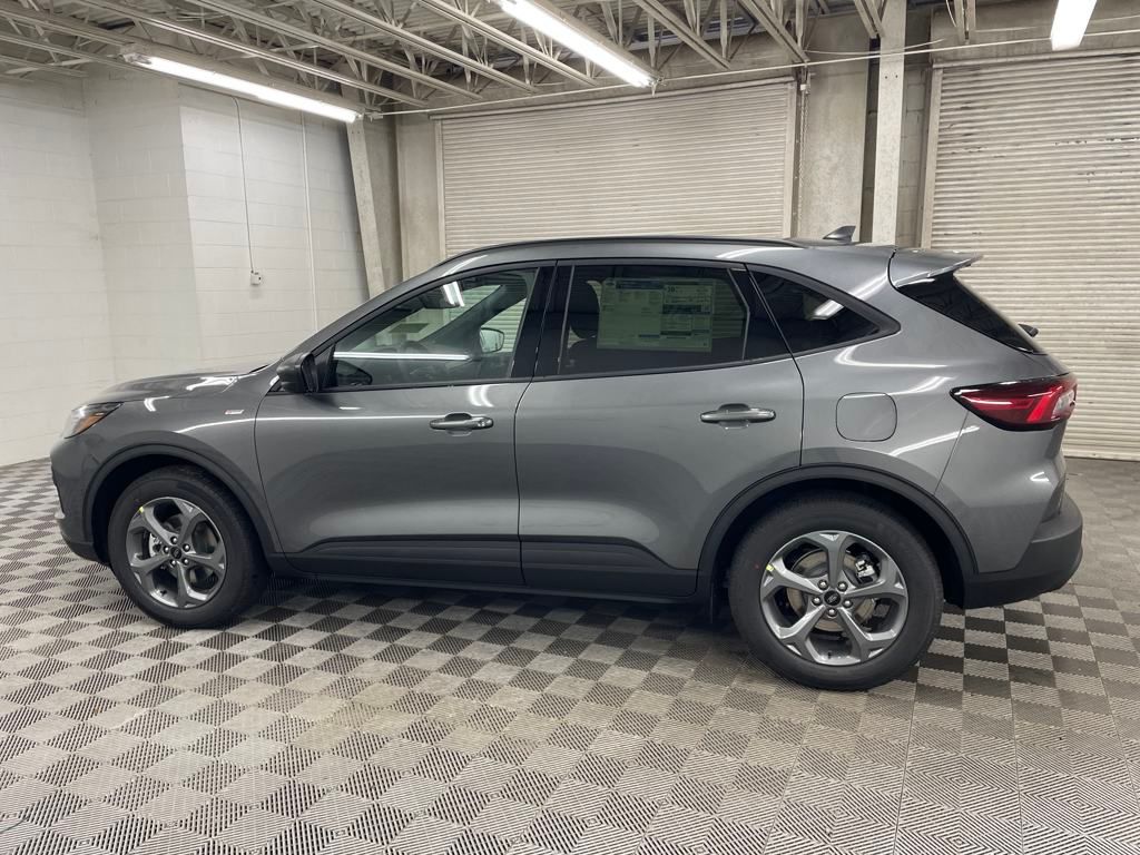 2025 Ford Escape Hybrid ST-Line photo 8