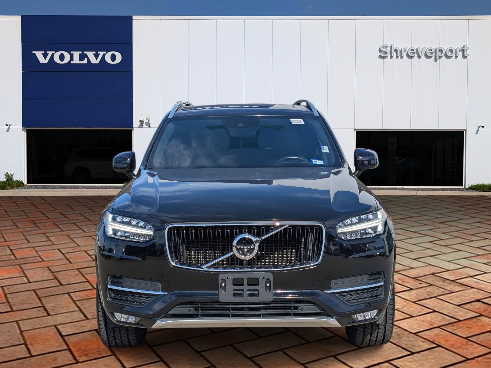 2019 Volvo XC90 T6 Momentum photo 2