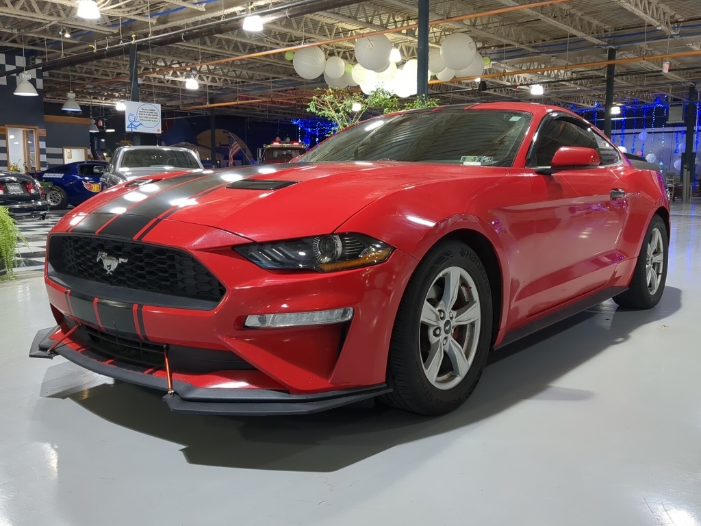 2021 Ford Mustang EcoBoost