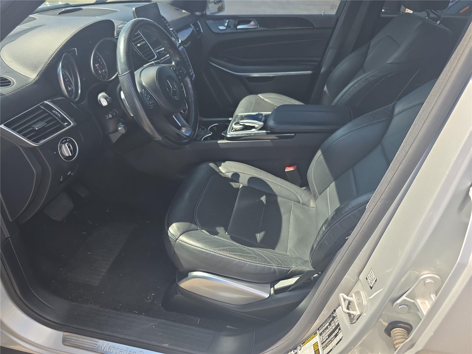 2017 Mercedes Benz GLS 550 4MATIC photo 12