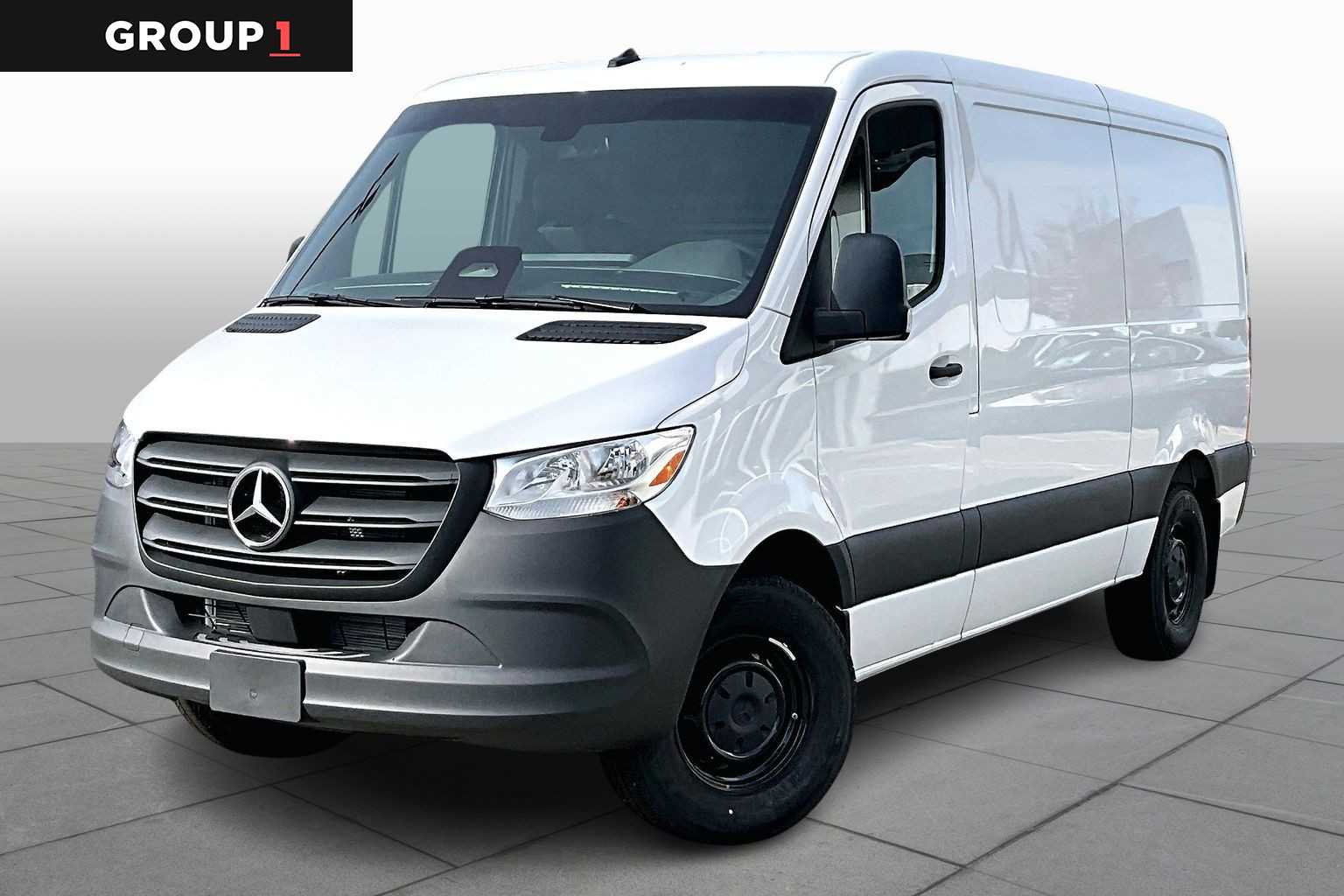 2025 Mercedes-Benz Sprinter Cargo Van Base's photo