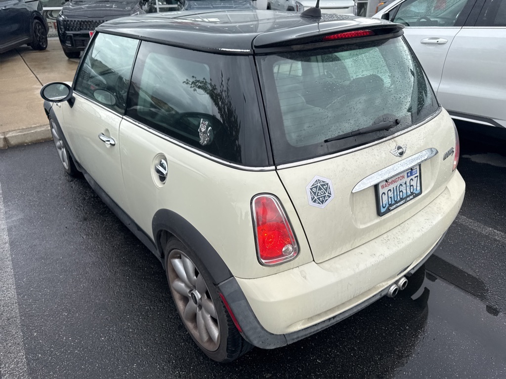 2006 Mini Cooper Base photo 4