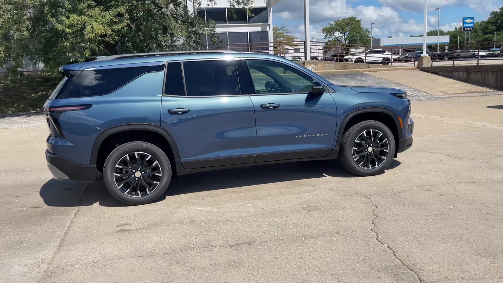 2026 Chevrolet Traverse photo 22