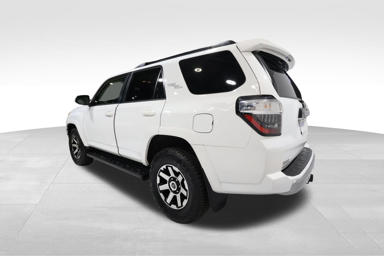 2024 Toyota 4Runner TRD Off-Road Premium photo 2