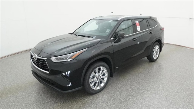 2026 Toyota Highlander Limited's photo