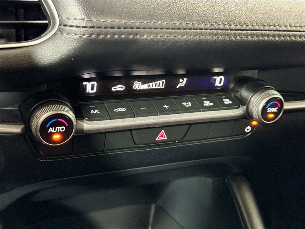 2024 Mazda Mazda3 2.5 Select Sport photo 35