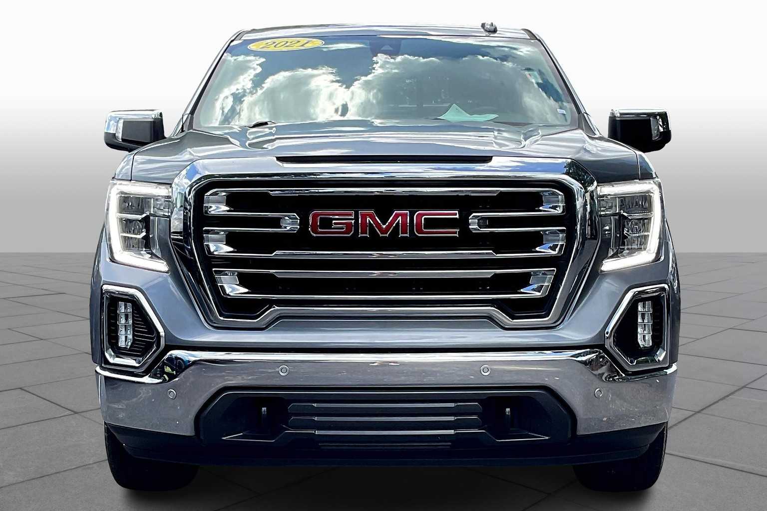 2021 Gmc Sierra 1500 SLT photo 3