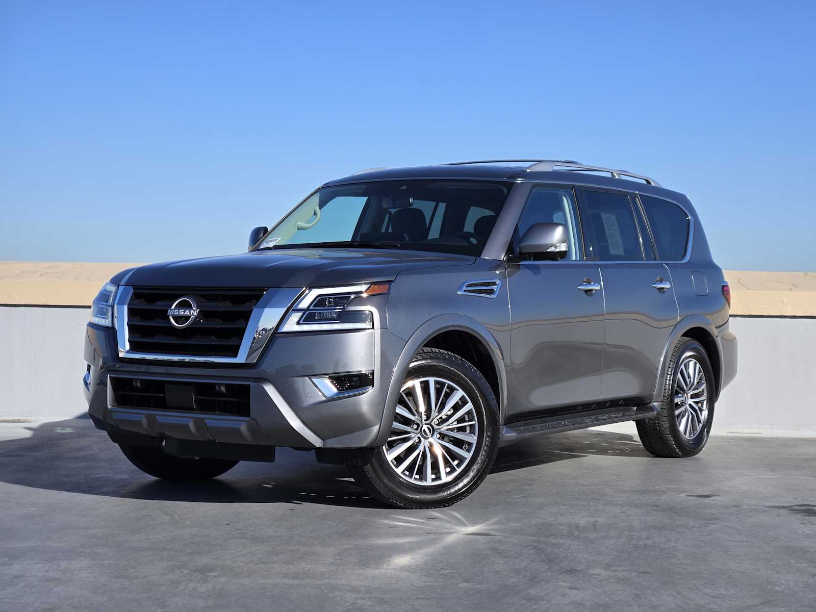 2024 Nissan Armada SL's photo