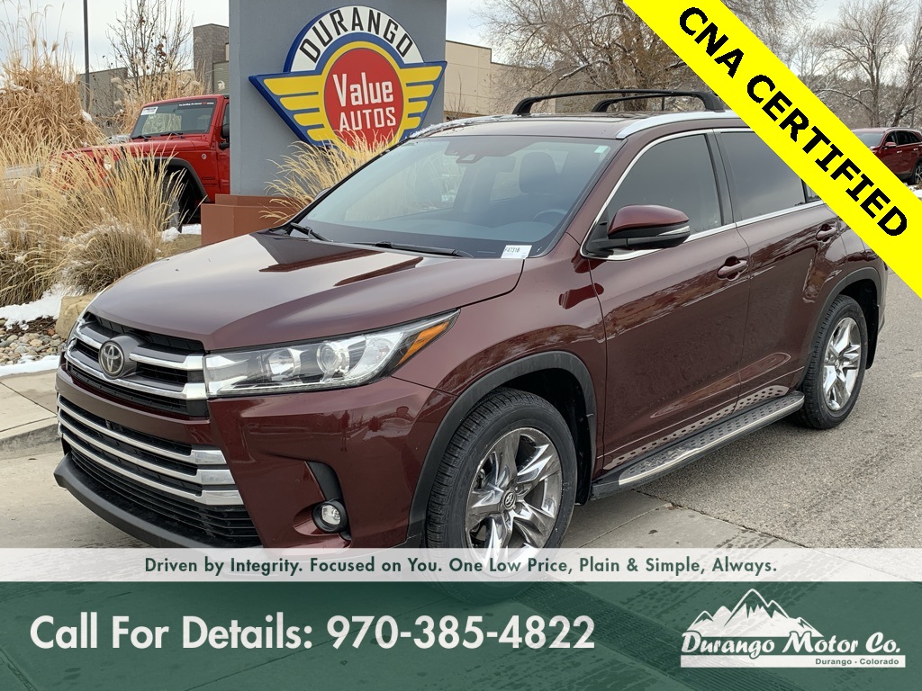 2019 Toyota Highlander Limited Platinum's photo