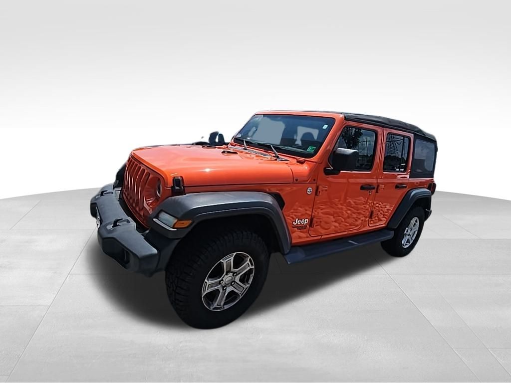 2018 Jeep Wrangler Unlimited Sport S photo 2