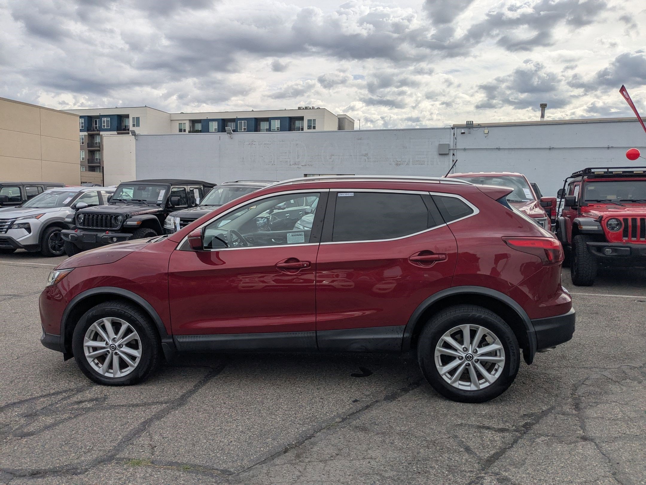 2019 Nissan Rogue Sport SV photo 6