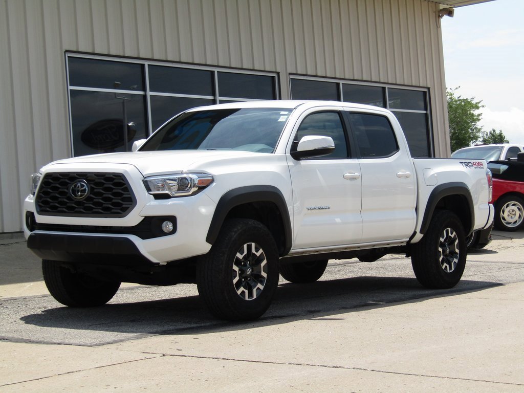 2023 Toyota Tacoma Double Cab V6 photo 10