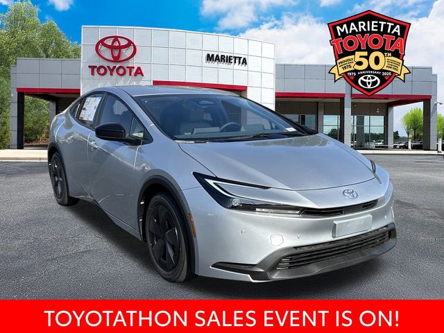 2026 Toyota Prius LE's photo