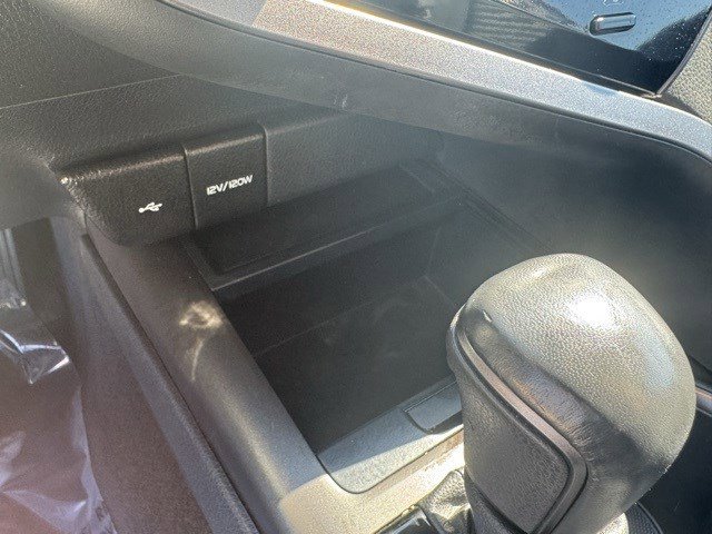 2023 Toyota Camry SE photo 19