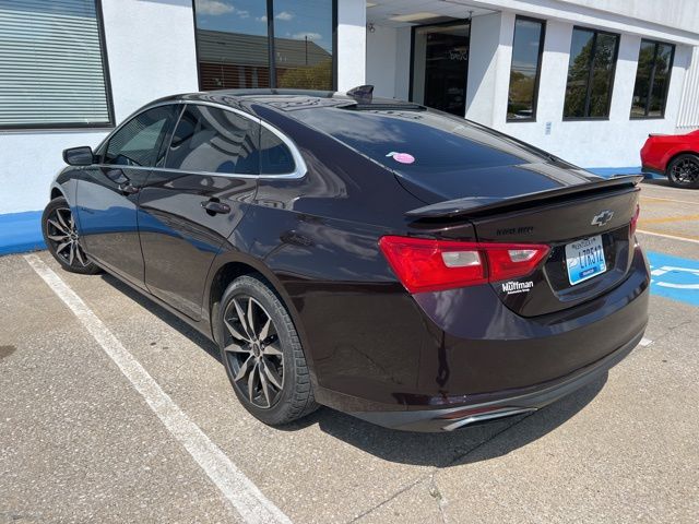 2020 Chevrolet Malibu RS photo 2