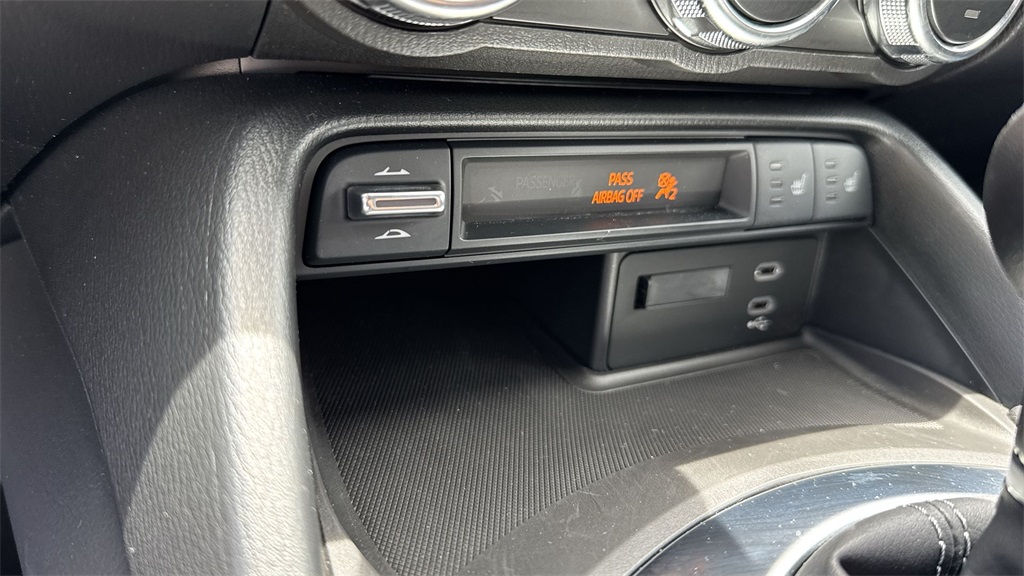 2025 Mazda MX-5 Miata Miata RF Grand Touring photo 50